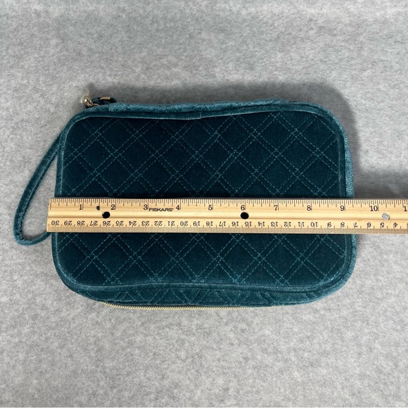 Bagsmart Velvet Jewelry Organizer Travel Bag Quilted Teal Wristlet Gold Hardware - Picture 8 of 15